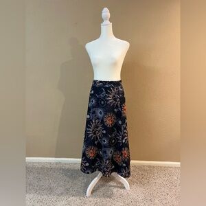 Women’s Size Medium Celestial Skirt